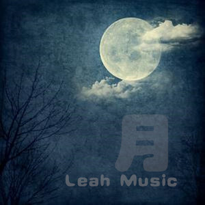 榕树上的弯月亮