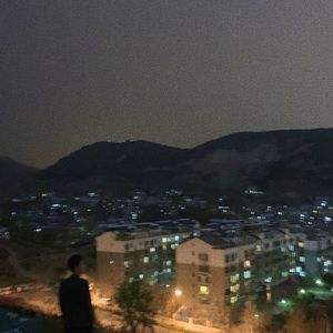 鲜花沿路盛开 你是未来