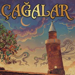 YÜKSEK MİNAREDE KANDİLLER YANAR