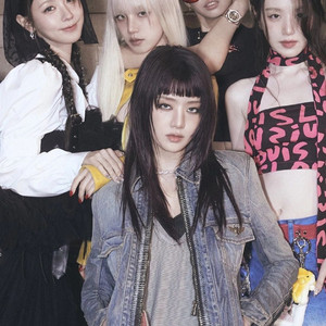 Crown On Fire by Ayami