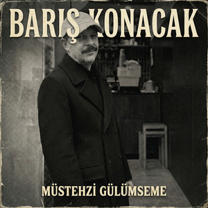 Müstehzi Gülümseme