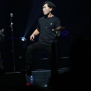 勇闯天涯 (伴奏)