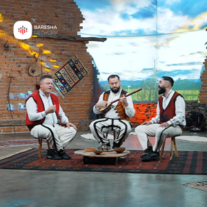Me i bashku trojet e Nanës