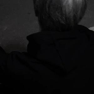 靠的越近离得越远