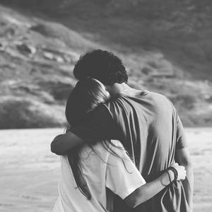 Yo Me Quedo Aqui Contigo