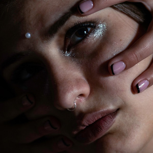 Adaptate o Extinguite