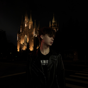 wolk (prod. by glowredd)