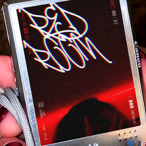 Alien, nefasto - Amarelo