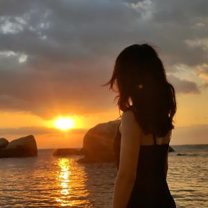 等待一个女孩