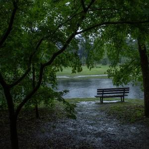 leave me here (feat. Pendxng)