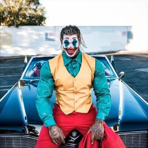 Darren in the building