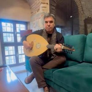 Esir-i zülfünüm ey & Fincanın etrafı yeşil