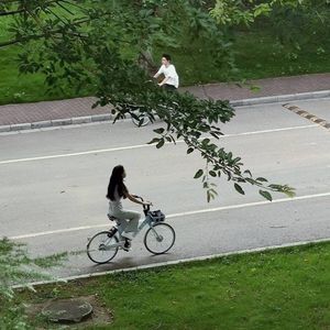 靠近一点点