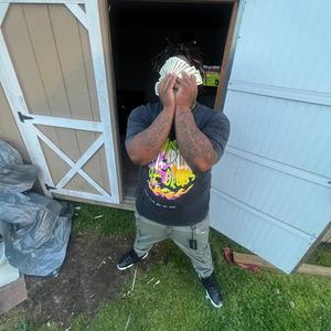 Gzzzz (feat. Pc rockout & TrazyDaG)