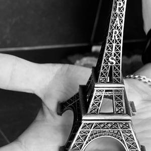 PULL UP IN PARIS