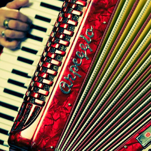 M-Am Nascut Intr-Un Salcam