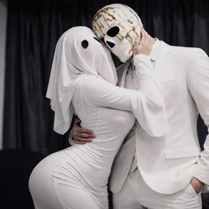 ZANIM WYGAŚNIE JUTRO