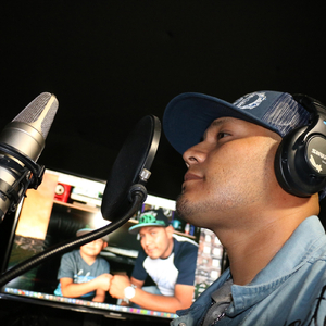 Solamente Tu (feat. King Erii & Newj)