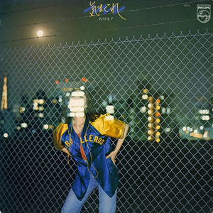 ダンスはうまく踊れない