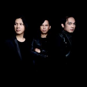 Kamu Segalanya Bagiku