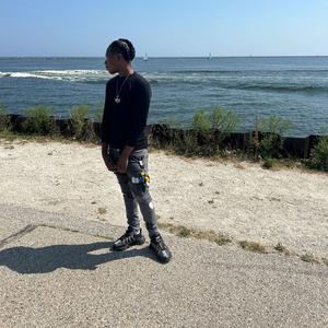 Dai Ballin Flow (feat. ANG Aj & JayLoww)