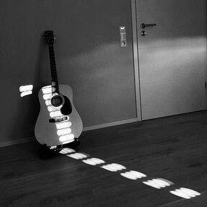 以路旁公交站为线索回望