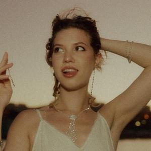 Pup Pup (feat. GINIA)