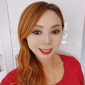 明月不解痴人愁