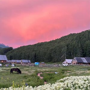 手碟在山谷呼吸