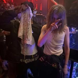 Castle (feat. Baebhii1)