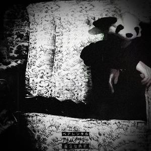 White Charlie (feat. 0CE4N)