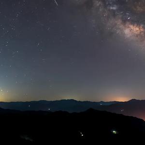 MoreanP-不要用爱绑架我（v7777777 remix）