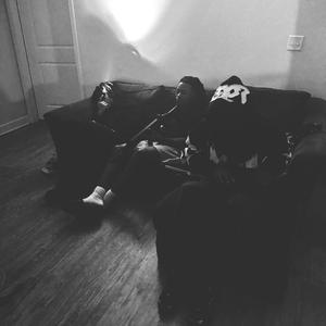 Stallin (feat. Breadwinna$in)