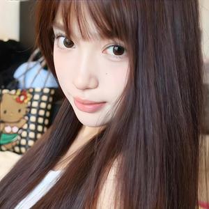 抱紧我，靠在我胸口