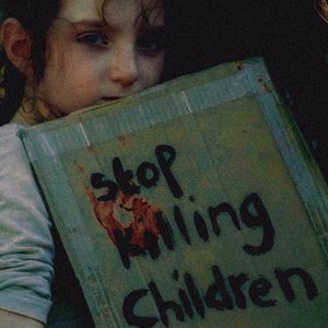 血泊中的向阳花