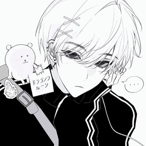 烟，烟熏到了眼睛泪