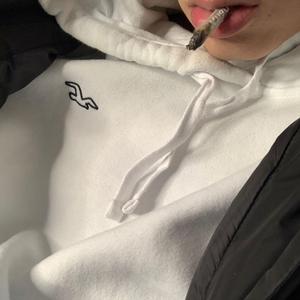 Tentandome (feat. TRASH)