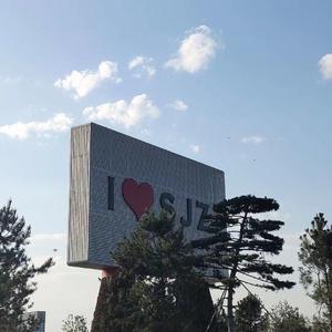 我说今晚月光那么美，你说是的