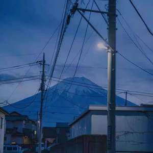 关于风吹过的南方到我存在的北方为你唱一首歌是否也有记忆的形状