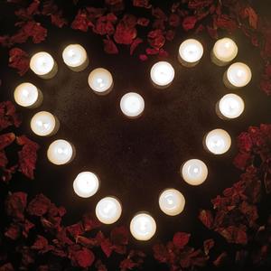 Liebe (feat. Versunken Archiv)
