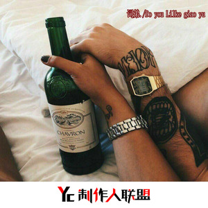 单曲循环的歌词里都是遗憾