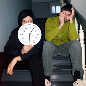 T&P