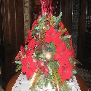 A Different Christmas (feat. Katie Chadwick)
