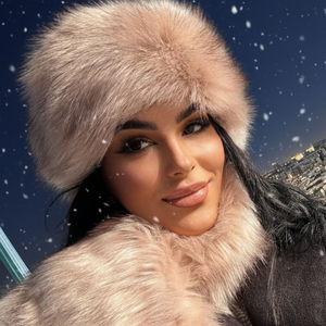 Ma asteapta bunicu-n poarta