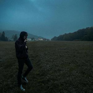 19:00