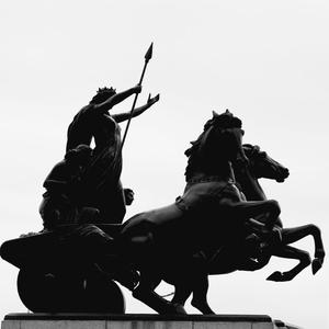 Chariot (feat. Bentley)