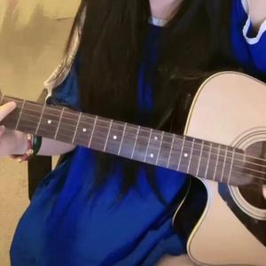 空 (女生吉他弹唱)
