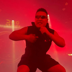 天上天下 翻自 赵山河