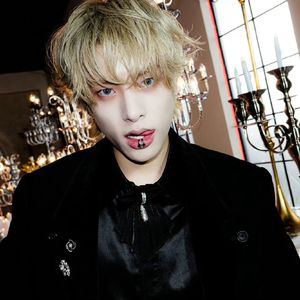 Bite Me（翻自七个盆）