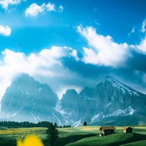 羽扇纶巾谈笑间